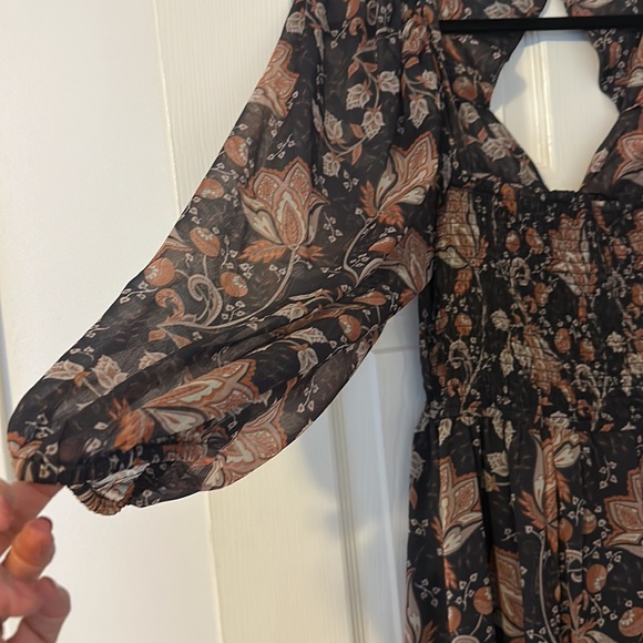 Beautiful ankle length dress in brown/black pumpkin colors with floral print. - Picture 7 of 16